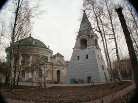 Санкт-Петербург. Церковь Троицы Живоначальной (Кулич и Пасха)