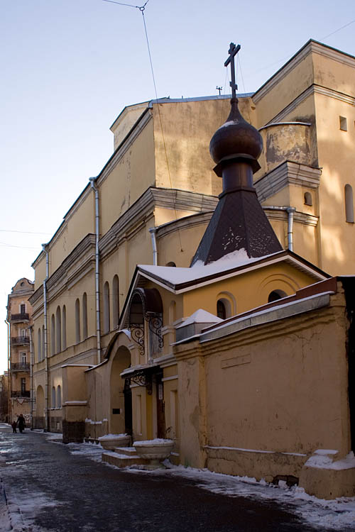 Часовня Андрея Первозванного, Центральный район (Санкт-Петербург, г. Санкт-Петербург). фасады, Часовня. Вид с 5-ой Советской ул.