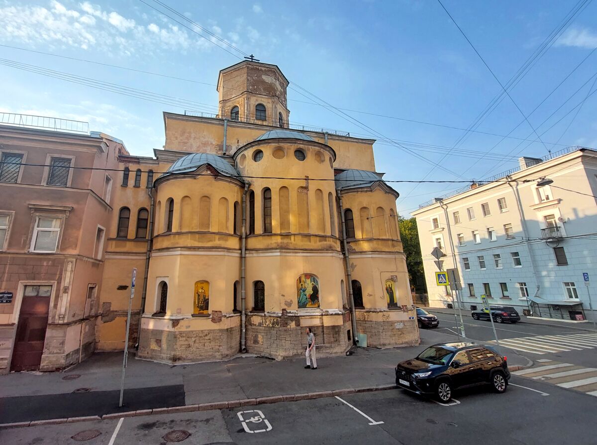Церковь Благовещения Пресвятой Богородицы при бывшем подворье Старо-Афонского Андреевского мужского скита, Центральный район (Санкт-Петербург, г. Санкт-Петербург). общий вид в ландшафте