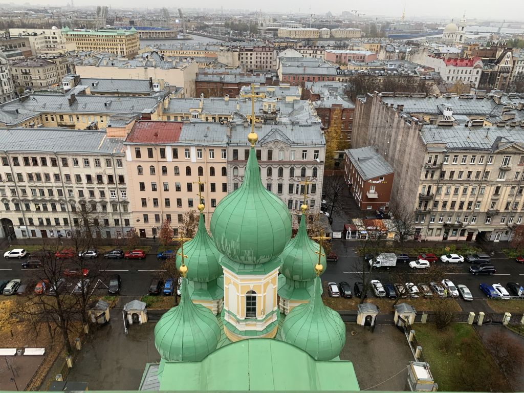 Церковь Благовещения Пресвятой Богородицы и Воздвижения Креста Господня, Василеостровский район (Санкт-Петербург, г. Санкт-Петербург). архитектурные детали, Вид с верхнего яруса колокольни