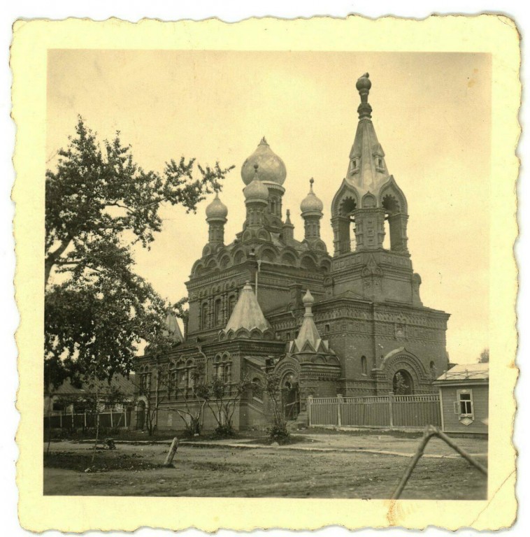Церковь Иулиана Тарсийского и Илии Пророка в Софийском военном городке, Пушкин (София) (Санкт-Петербург, Пушкинский район, г. Санкт-Петербург). архивная фотография, Фото 1941 г. с аукциона e-bay.de