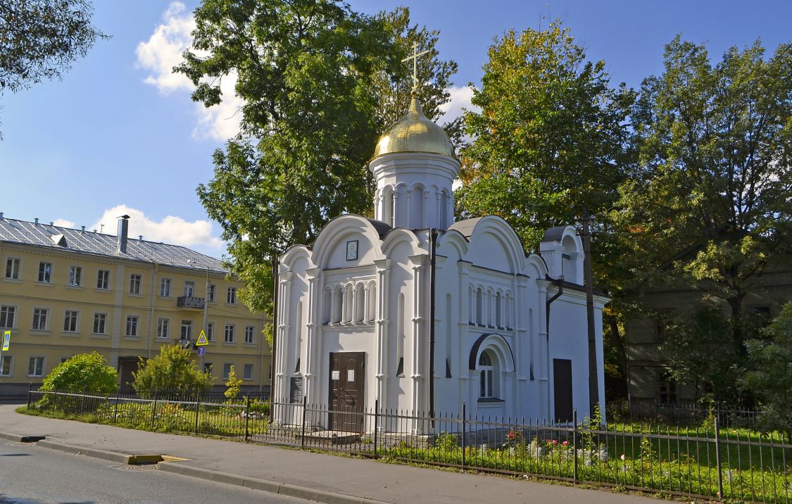 Ломоносов. Часовня Серафима Саровского, Николая Чудотворца и Александры Римской. художественные фотографии