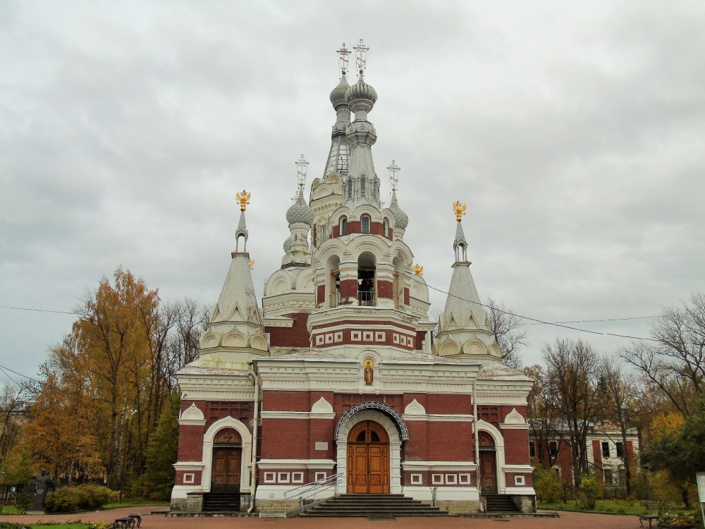 Павловск. Собор Николая Чудотворца в память Императора Павла I. фасады