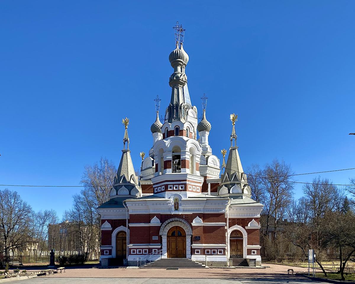Вид со стороны Артилерийской улицы , фасады. Собор Николая Чудотворца в память Императора Павла I, Павловск (Санкт-Петербург, Пушкинский район, г. Санкт-Петербург)