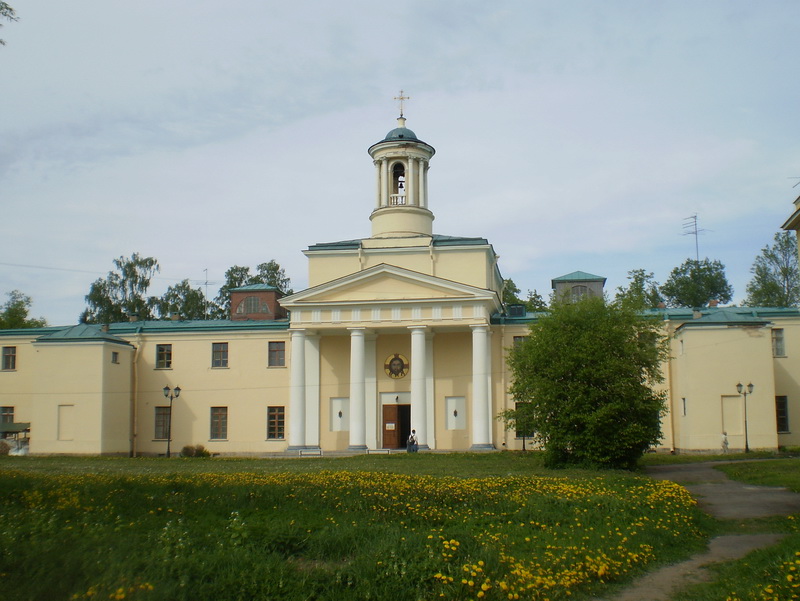 Храмы павловска