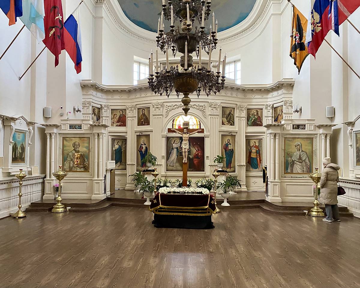 Вид на алтарь, интерьер и убранство. Церковь Марии Магдалины, Павловск (Санкт-Петербург, Пушкинский район, г. Санкт-Петербург)