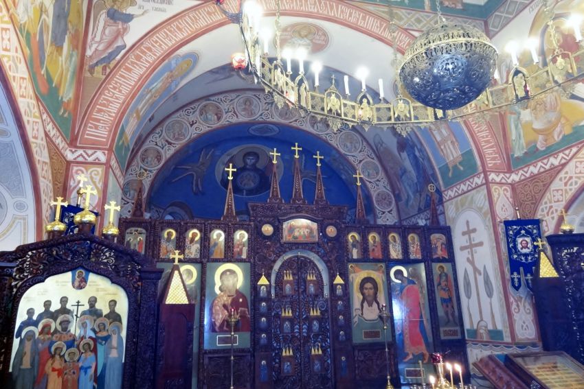 Церковь Преображения Господня в память 300-летия Дома Романовых, Тярлево (Санкт-Петербург, Пушкинский район, г. Санкт-Петербург). интерьер и убранство