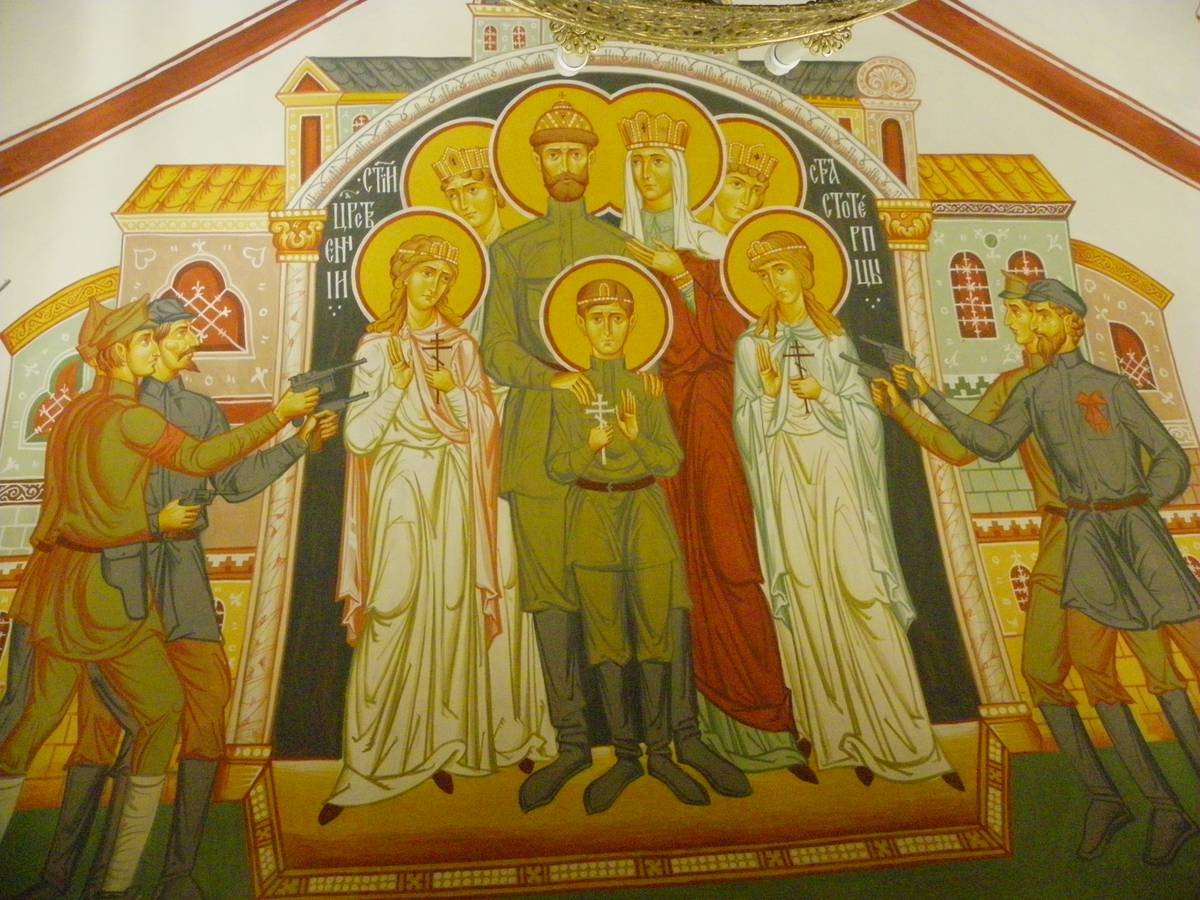 Большевики расстреливают царскую семью, интерьер и убранство. Церковь Преображения Господня в память 300-летия Дома Романовых, Тярлево (Санкт-Петербург, Пушкинский район, г. Санкт-Петербург)