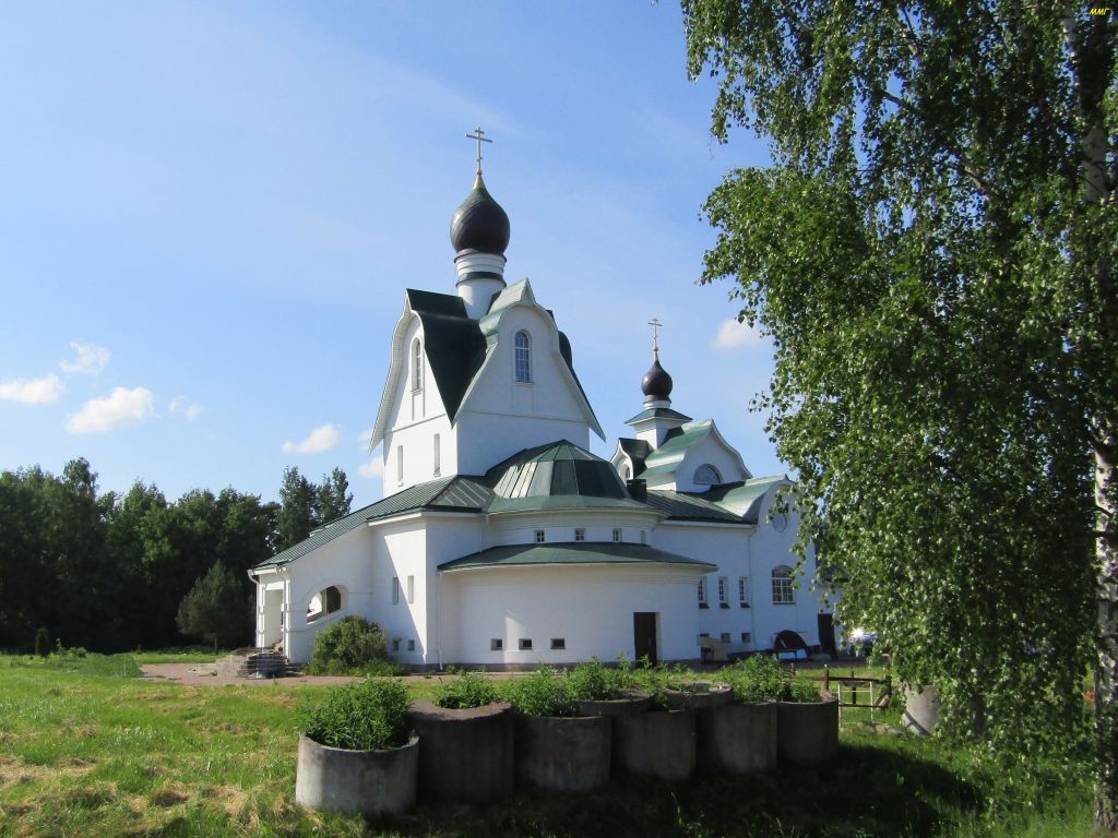 Церковь Троицы Живоначальной на Петергофском городском (Бабигонском) кладбище, Петергоф (Санкт-Петербург, Петродворцовый район, г. Санкт-Петербург). художественные фотографии