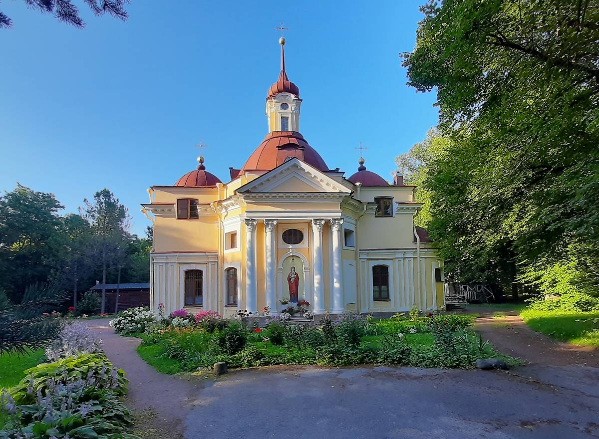 фасады. Церковь Петра и Павла в усадьбе Знаменка, Знаменка (Санкт-Петербург, Петродворцовый район, г. Санкт-Петербург)
