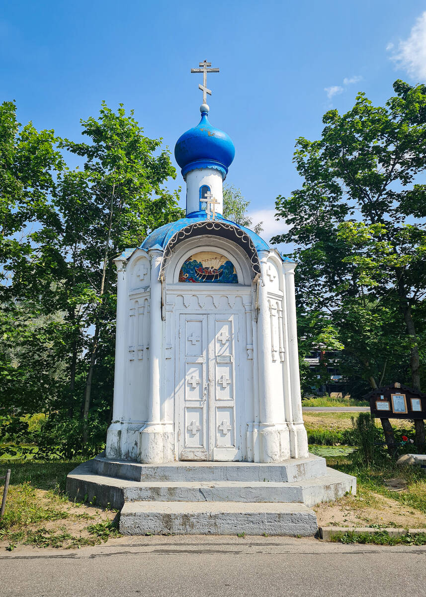 Часовня Николая Чудотворца в Стрельнинском порту, Стрельна (Санкт-Петербург, Петродворцовый район, г. Санкт-Петербург). фасады