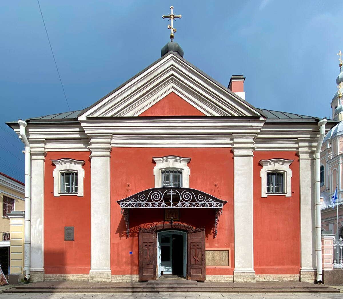 Церковь Трёх Святителей, Василеостровский район (Санкт-Петербург, г. Санкт-Петербург). фасады, Западный фасад
