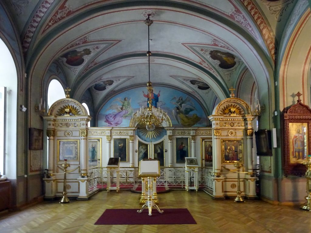 Церковь Смоленской иконы Божией Матери, Василеостровский район (Санкт-Петербург, г. Санкт-Петербург). интерьер и убранство, Левый придел