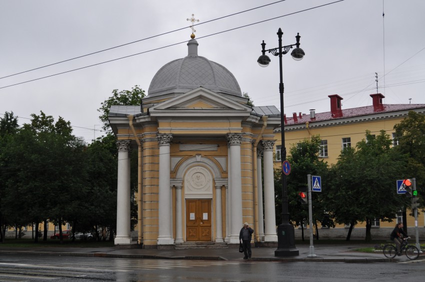 Часовня Спиридона Тримифунтского, Василеостровский район (Санкт-Петербург, г. Санкт-Петербург). общий вид в ландшафте