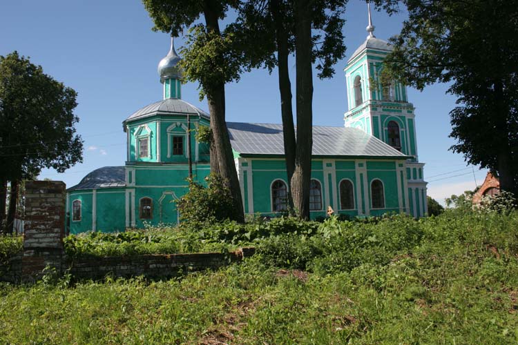 Церковь Троицы Живоначальной, Большая Брембола (Переславский район и г. Переславль-Залесский, Ярославская область). фасады