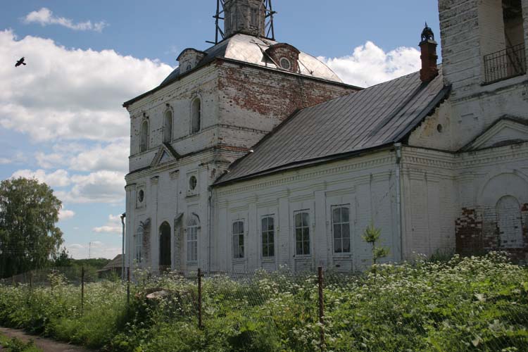 Церковь Георгия Победоносца, Веськово (Переславский район и г. Переславль-Залесский, Ярославская область). фасады