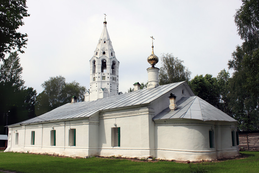 Тутаев. Церковь Покрова Пресвятой Богородицы. фасады