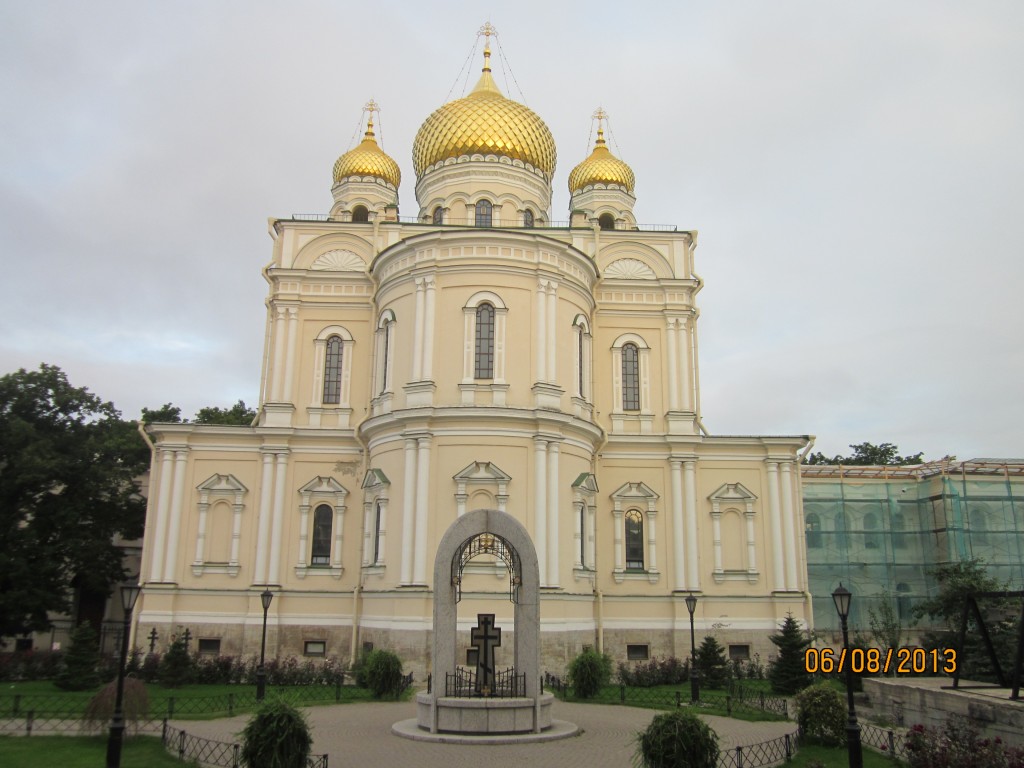 Московский район. Воскресенский Новодевичий монастырь. фасады