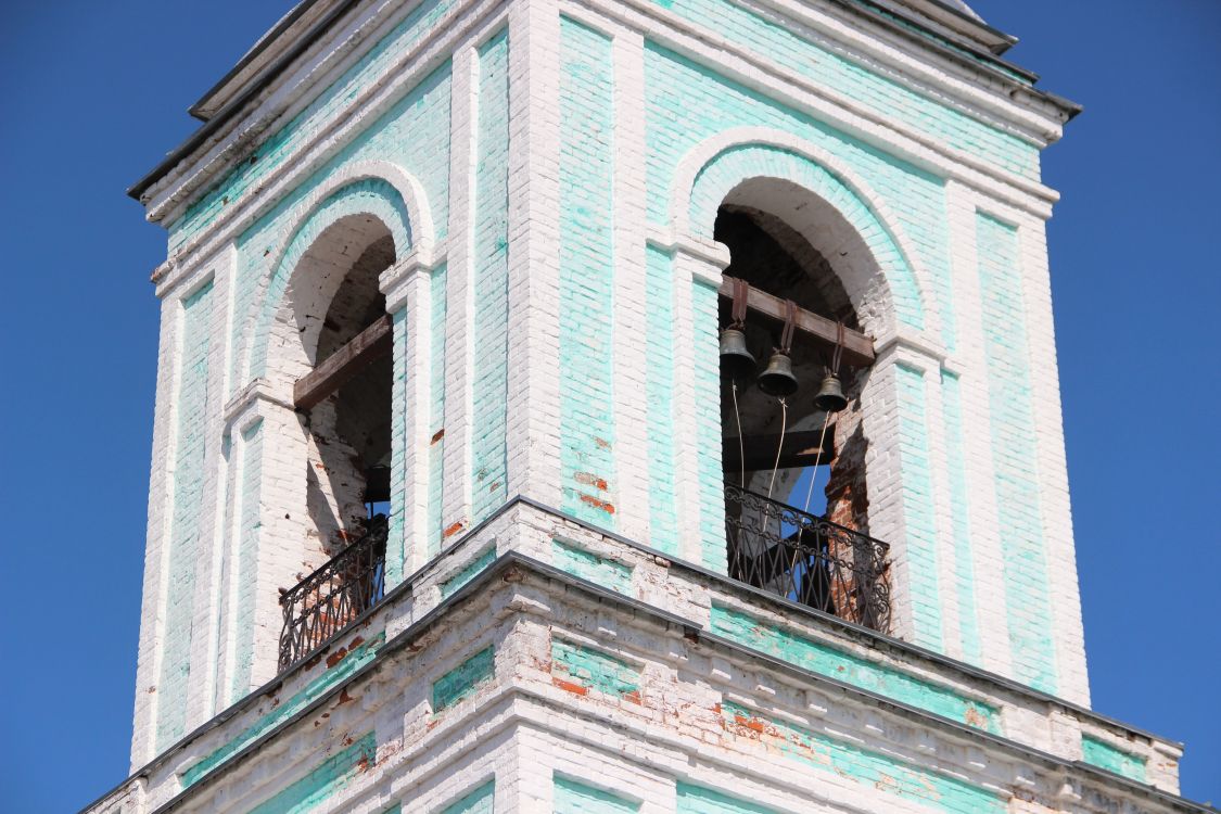 Церковь Троицы Живоначальной, Большая Брембола (Переславский район и г. Переславль-Залесский, Ярославская область). архитектурные детали