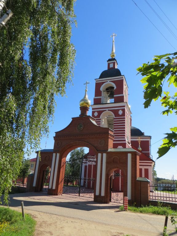 Церковь Георгия Победоносца, Веськово (Переславский район и г. Переславль-Залесский, Ярославская область). фасады
