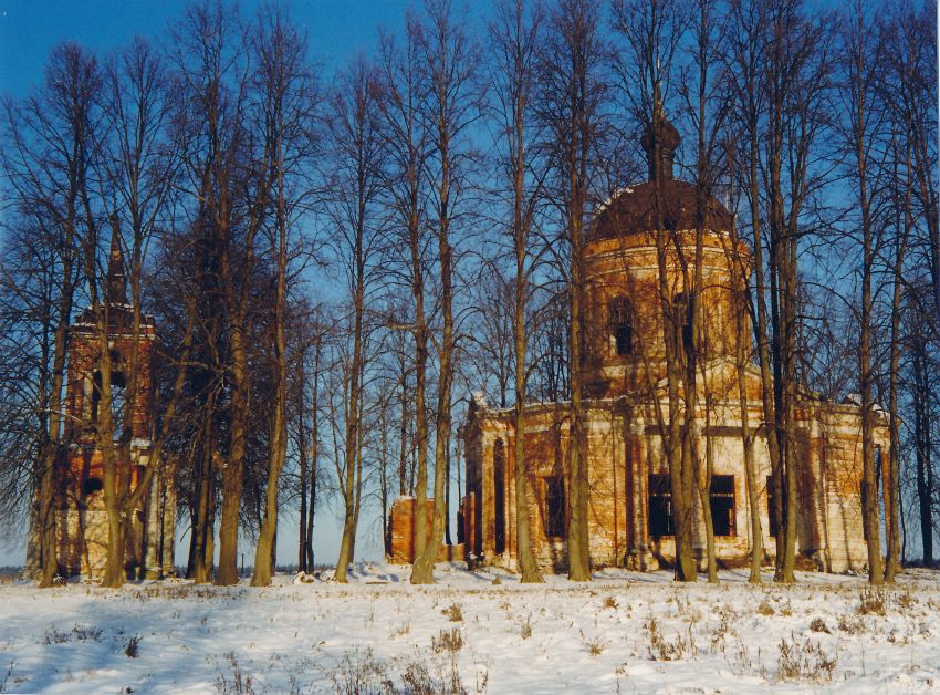 Талеж. Церковь Рождества Пресвятой Богородицы. общий вид в ландшафте