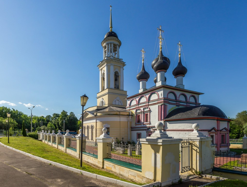 Чехов. Церковь Зачатия Анны в Лопасне-Зачатьевском. фасады, Вид с юго-востока