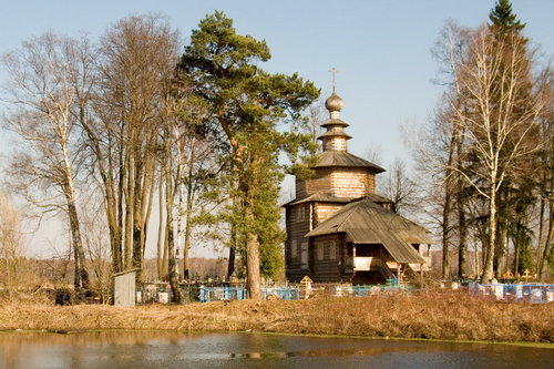 Церковь Рождества Христова, Мелихово (Чеховский городской округ, Московская область). общий вид в ландшафте