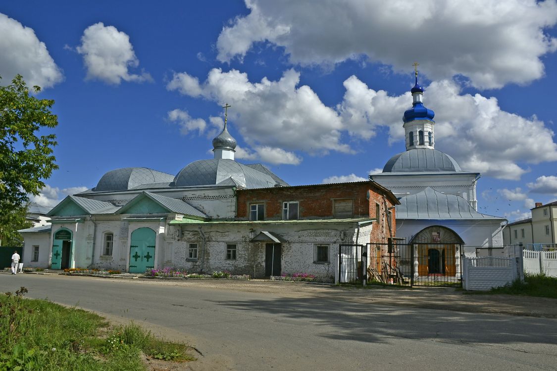 Юрьев-Польский. Введенский Никоновский мужской монастырь. фасады