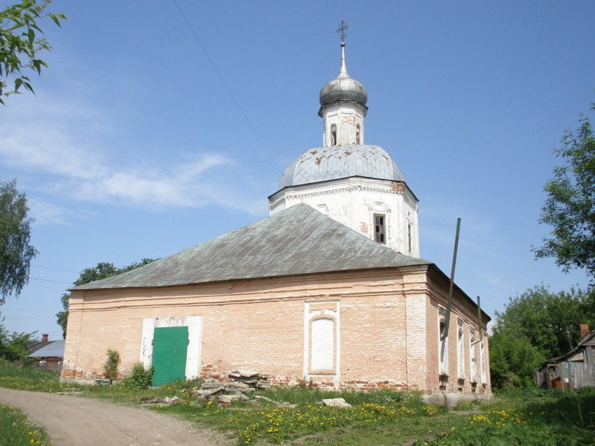 Александров. Церковь Спаса Преображения. фасады