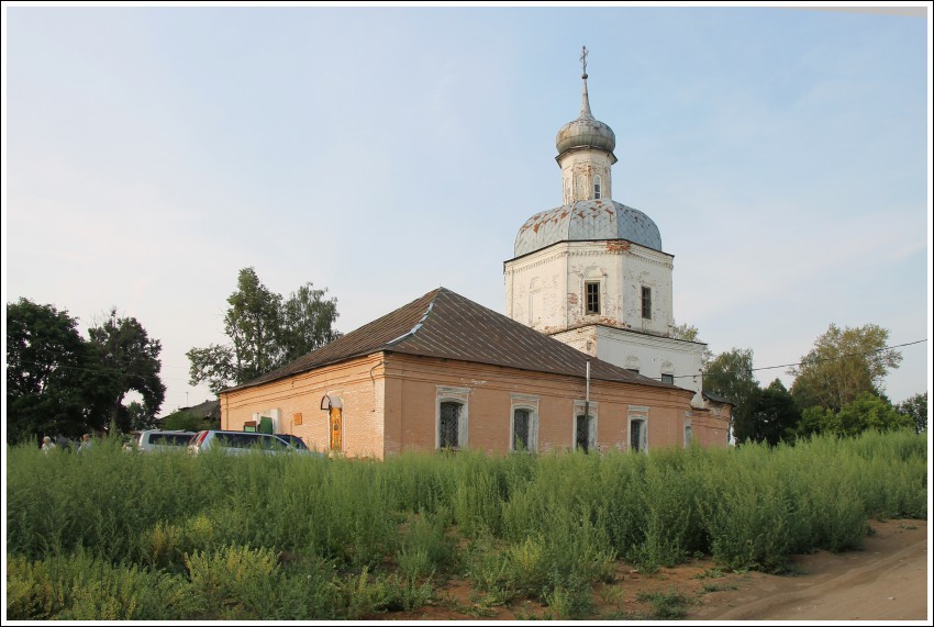 Александров. Церковь Спаса Преображения. фасады