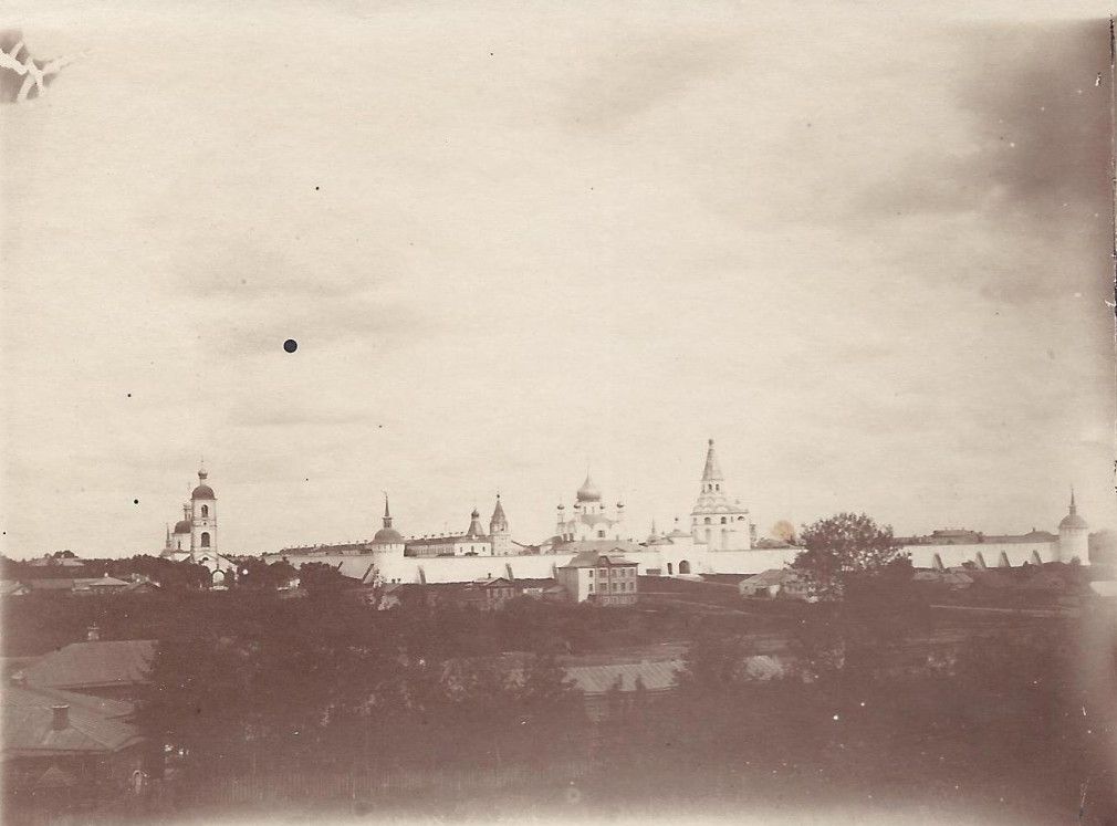 Церковь Преображения Господня, Александров (Александровский район, Владимирская область). архивная фотография, Панорама Успенского монастыря. По левому краю фото - Спасская церковь