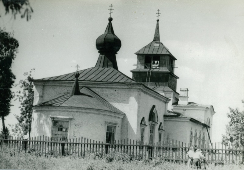 Ижевск. Собор Троицы Живоначальной. архивная фотография, Конец 1940-x г.г. Источник: фотоархив храма, http://www.troica.org/