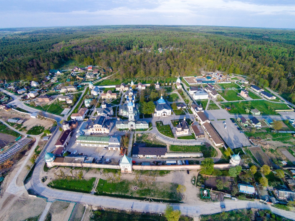 Оптина Пустынь, Козельск (Оптино) (Козельский район, Калужская область). общий вид в ландшафте