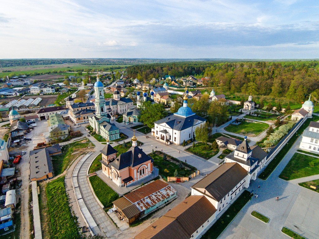 Оптина Пустынь, Козельск (Оптино) (Козельский район, Калужская область). общий вид в ландшафте