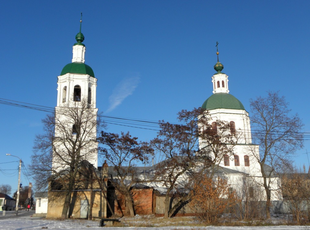 Зарайск. Церковь Троицы Живоначальной. фасады