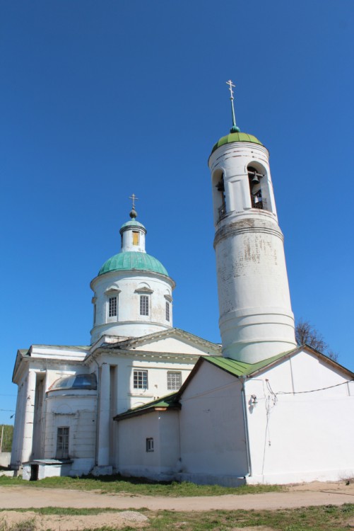 Церковь Троицы Живоначальной, Кондрово (Дзержинский район, Калужская область). фасады, Вид с северо-запада