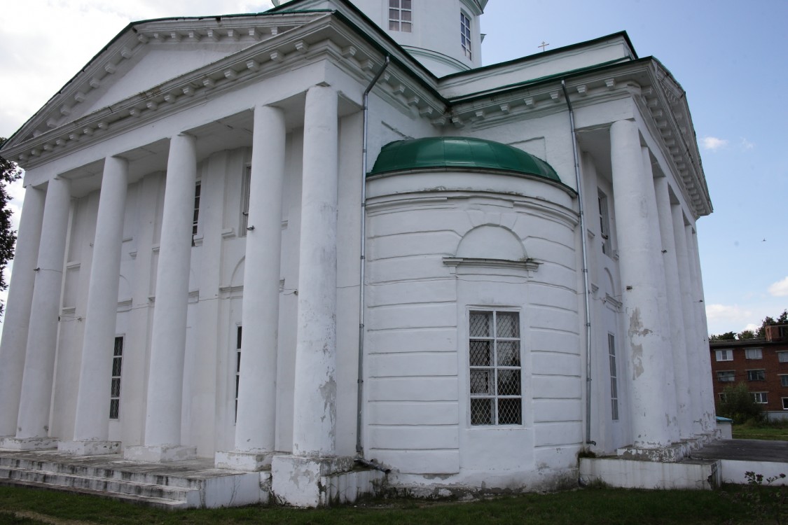 Церковь Троицы Живоначальной, Кондрово (Дзержинский район, Калужская область). архитектурные детали, Вид с северо-востока
