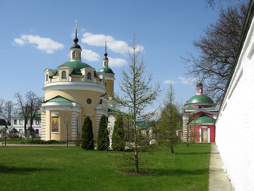Аносин Борисоглебский монастырь, Аносино (Истринский городской округ и ЗАТО Восход, Московская область). фасады, Борисоглебский собор и церковь Димитрия Ростовского.