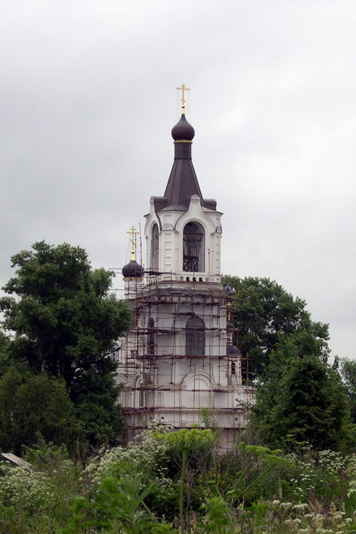 Ям. Церковь Флора и Лавра. фасады