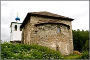 Мальской Рождественский монастырь. Неизвестная трапезная церковь - Малы - Печорский район - Псковская область