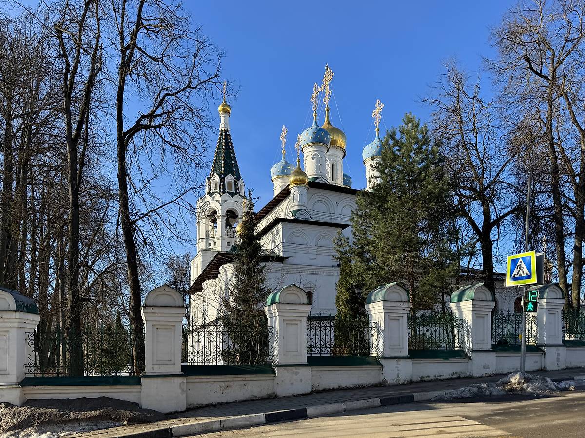 Вид с северо-востока, фасады. Церковь Благовещения Пресвятой Богородицы, Павловская Слобода (Истринский городской округ и ЗАТО Восход, Московская область)