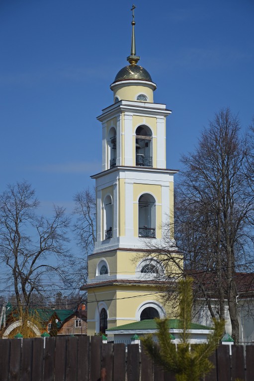 Лужки. Церковь Петра и Павла. фасады