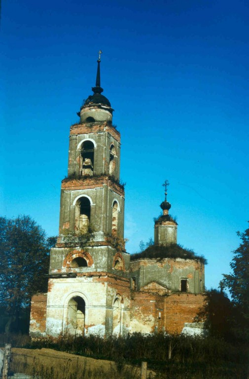 Церковь Петра и Павла, Лужки (Истринский городской округ и ЗАТО Восход, Московская область). фасады