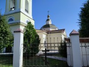 Лужки. Петра и Павла, церковь