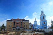 Церковь Николая Чудотворца, Вид с запада: слева - Церковь Сергия Радонежского и Наталии Никомедийской при детском приюте, справа - Никольский храм<br>, Воронеж, Воронеж, город, Воронежская область