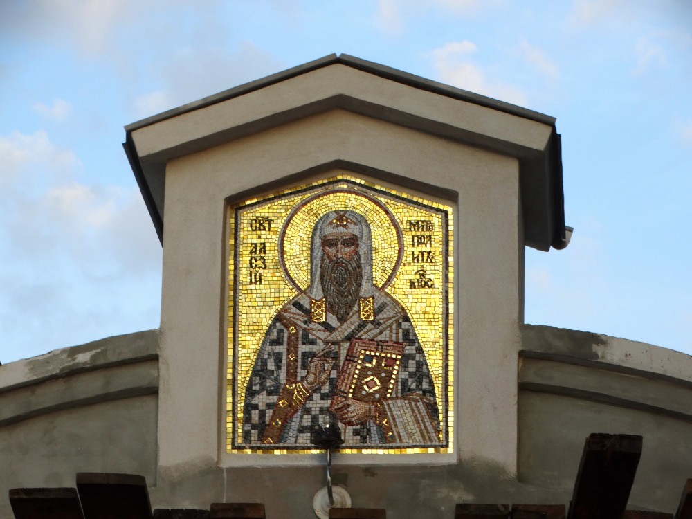 Алексеевский Акатов монастырь, Воронеж (Воронеж, город, Воронежская область). дополнительная информация, Мозаичный образ над главными воротами монастыря.