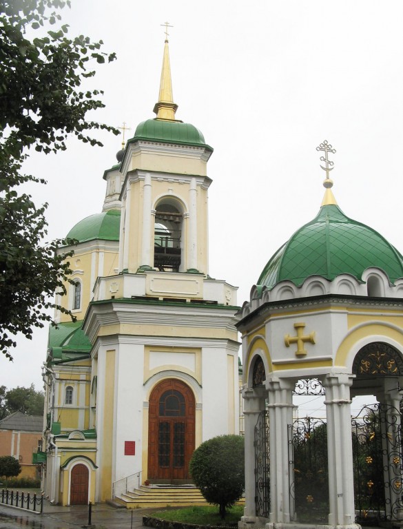 Воронеж. Церковь Воскресения Христова. фасады, Западный фасад храма