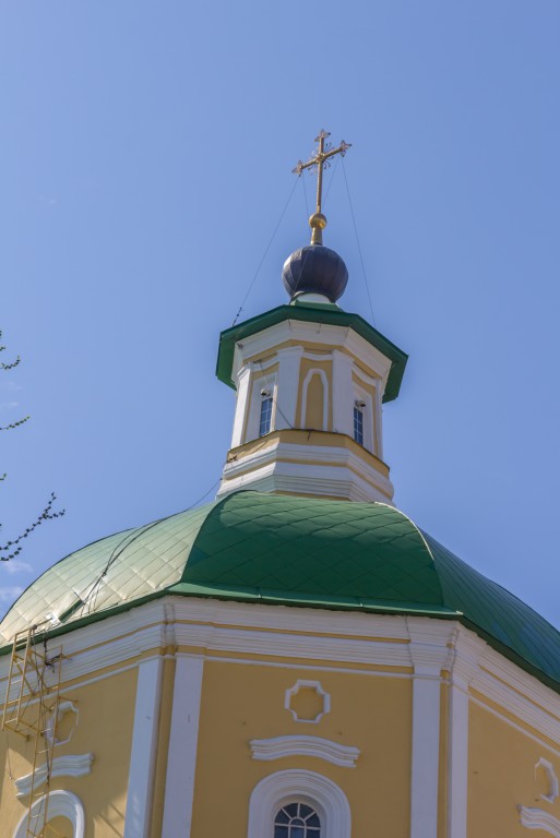 Церковь Воскресения Христова, Воронеж (Воронеж, город, Воронежская область). архитектурные детали, Завершение основного объема