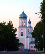 Валдай. Троицы Живоначальной, собор