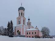 Валдай. Троицы Живоначальной, собор